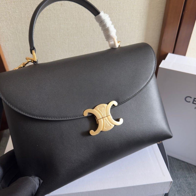 Ce1i*e kelly bags